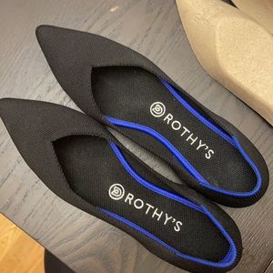 Rothy’s pointed black flat size 9 - worn once